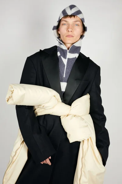 Look 13
